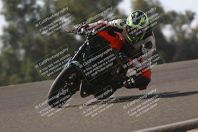 media/Nov-02-2025-Lets Ride (Sun) [[f7a3caa734]]/B Group/1120am (Turn 2 Inside)/